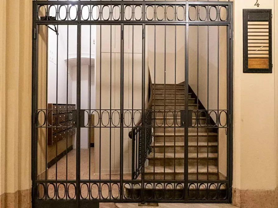 Immagine 3 di Appartamento in affitto  in Via Francesco Rizzoli a Bologna