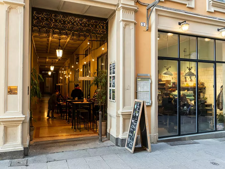 Immagine 8 di Appartamento in affitto  in Via Francesco Rizzoli a Bologna