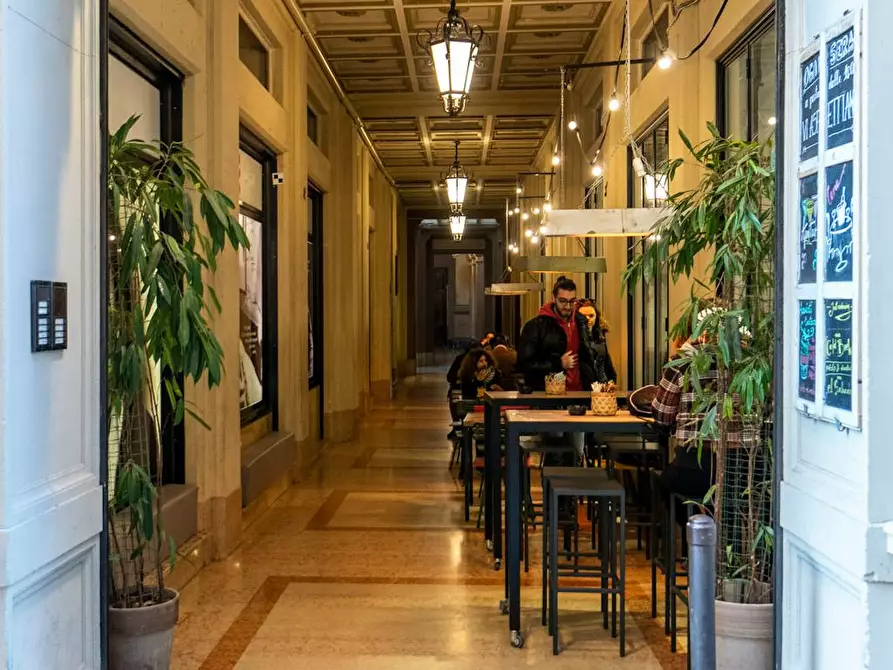 Immagine 9 di Appartamento in affitto  in Via Francesco Rizzoli a Bologna