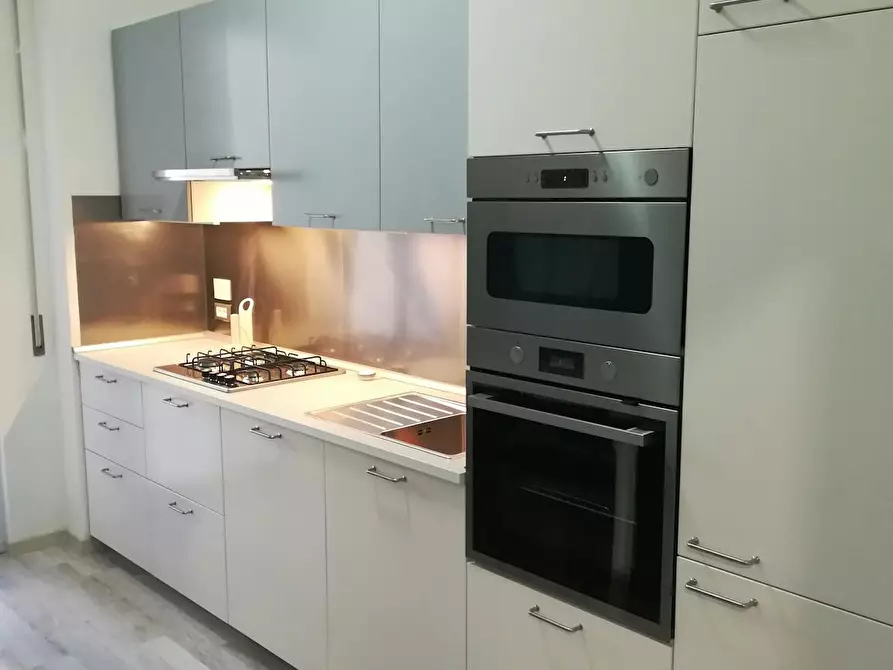 Immagine 4 di Camera in affitto  in Via Caduti di Cefalonia a Firenze