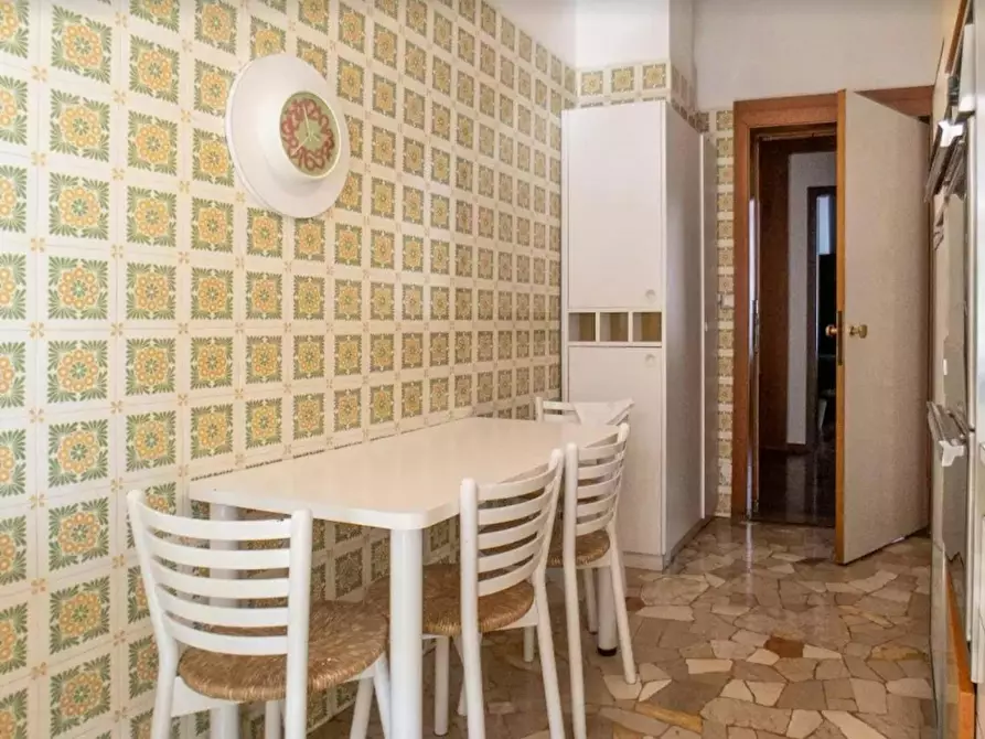 Immagine 8 di Camera in affitto  in Via Francesco dall'Ongaro a Milano