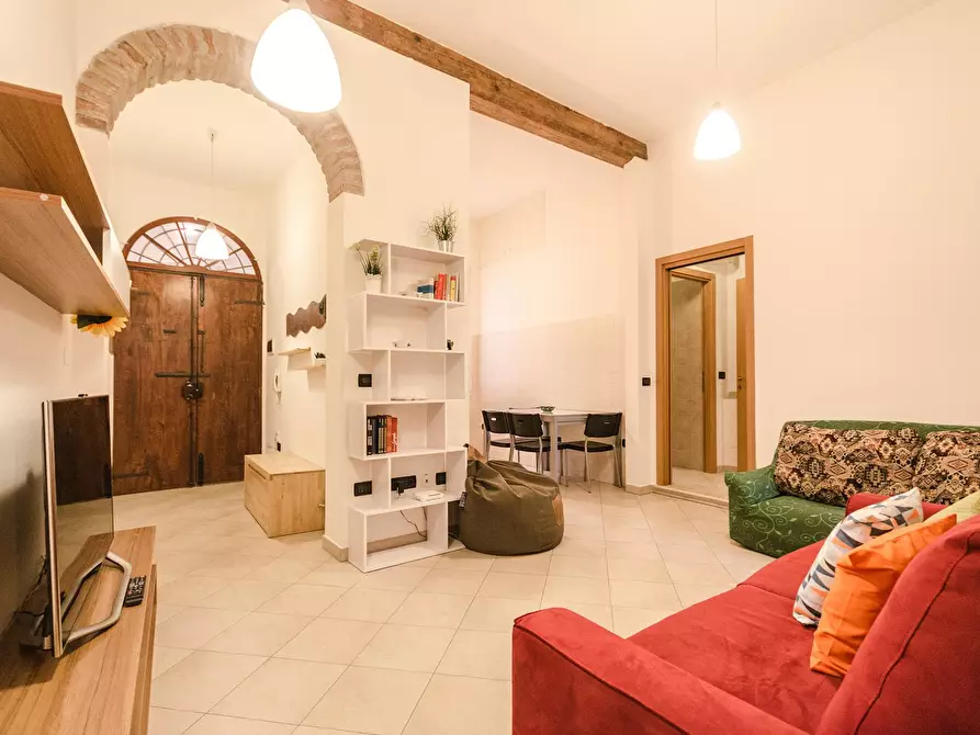 Immagine 1 di Appartamento in affitto  in Via Schiavonia a Bologna