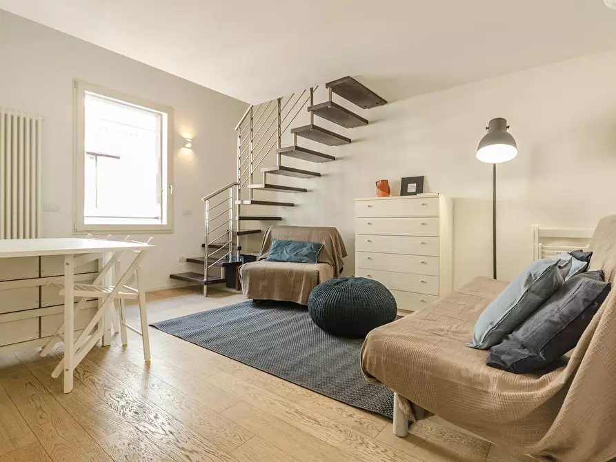 Immagine 1 di Appartamento in affitto  in Via Francesco Rismondo a Bologna