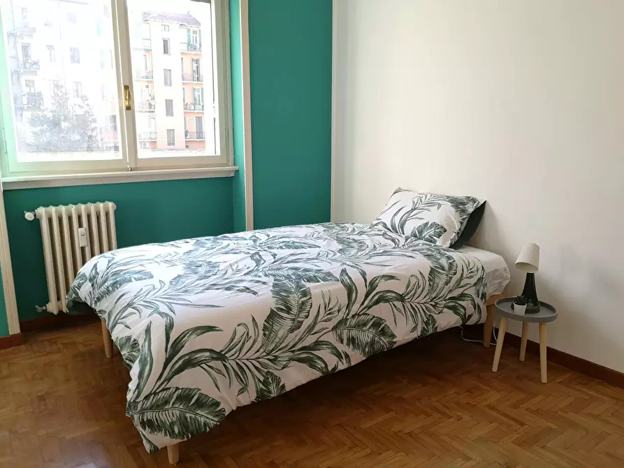 Immagine 2 di Camera in affitto  in Viale Campania a Milano