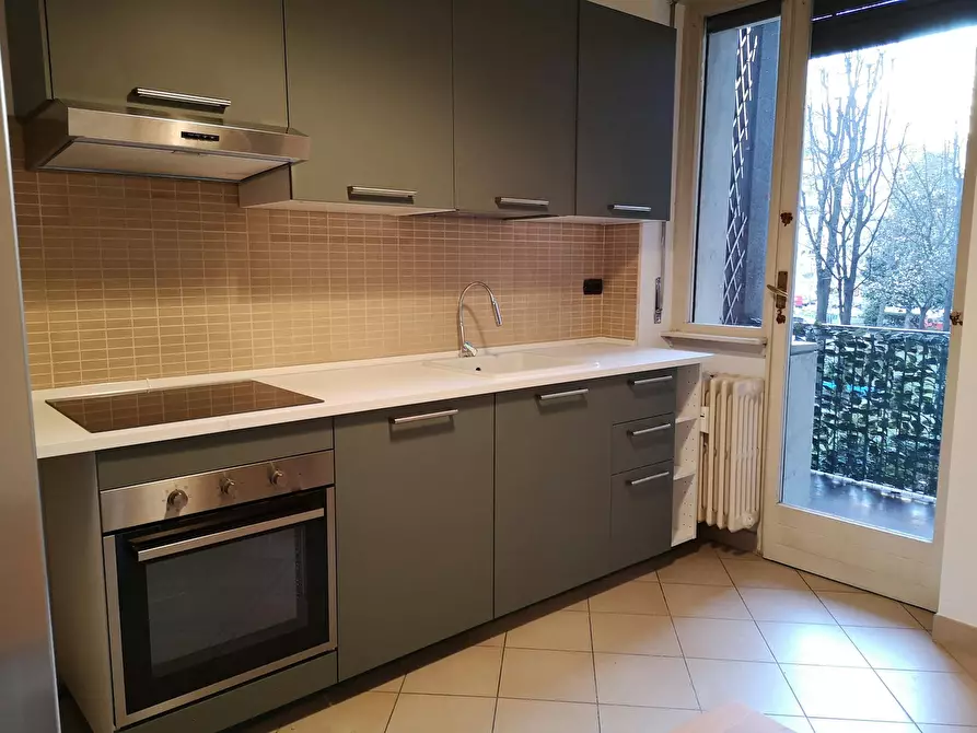 Immagine 10 di Camera condivisa in affitto  in Viale Campania a Milano