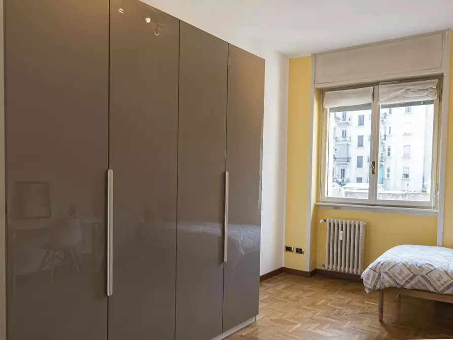 Immagine 3 di Camera condivisa in affitto  in Viale Campania a Milano