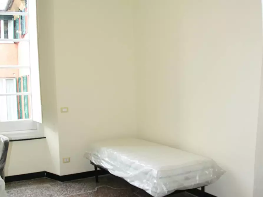 Immagine 3 di Camera in affitto  in Piazza del Campo a Genova