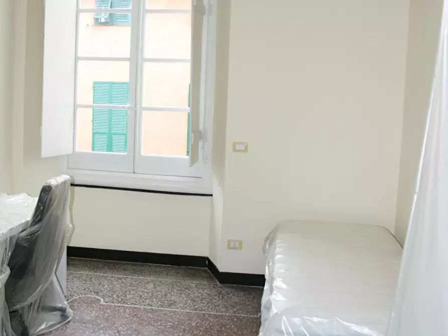 Immagine 9 di Camera in affitto  in Piazza del Campo a Genova