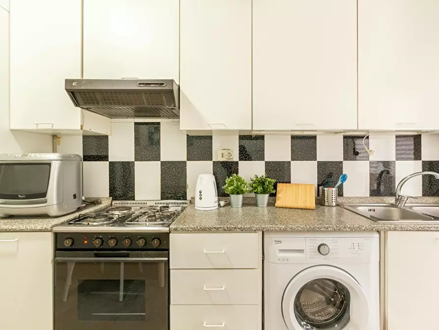 Immagine 4 di Appartamento in affitto  in Via Pantigliate a Milano