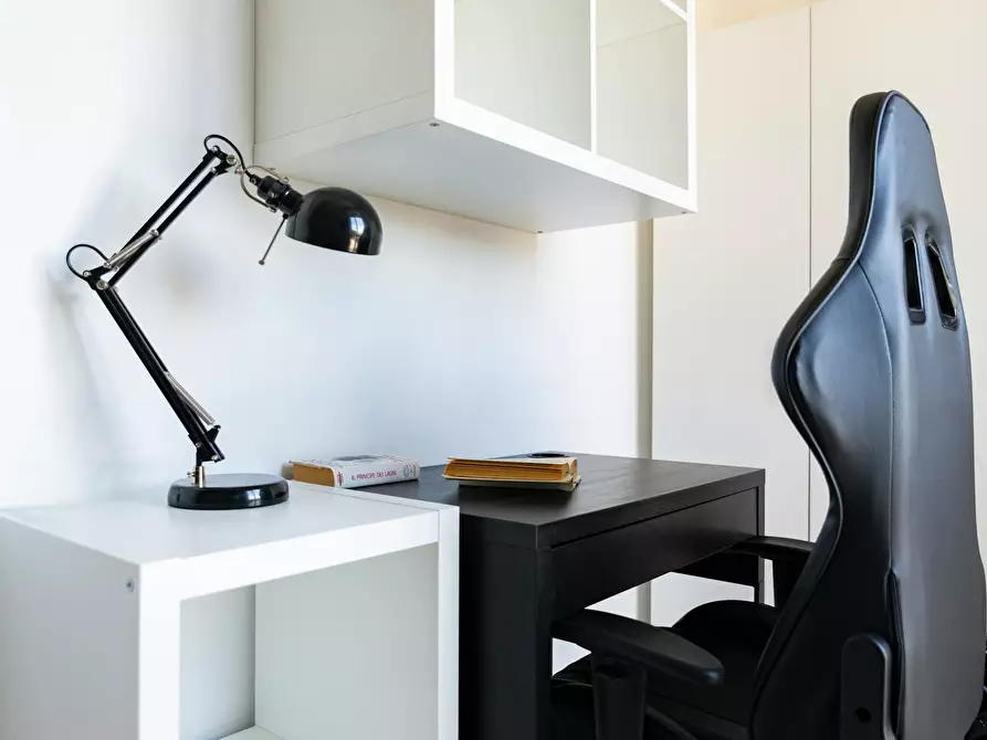 Immagine 4 di Camera in affitto  in Via Vettabbia a Milano