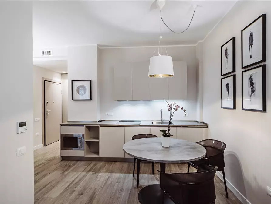 Immagine 4 di Appartamento in affitto  in Via San Francesco da Paola a Torino