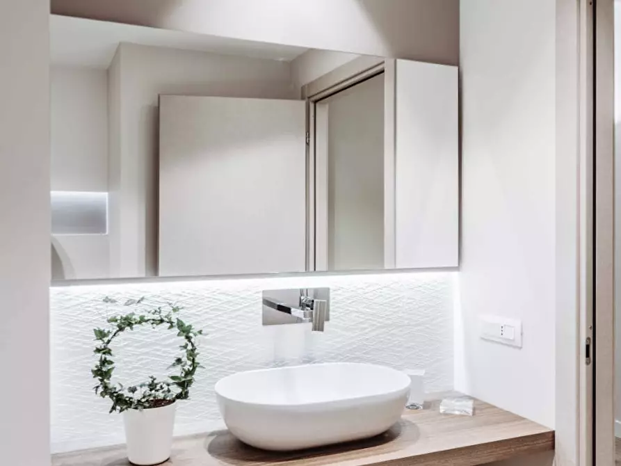 Immagine 3 di Appartamento in affitto  in Via San Francesco da Paola a Torino