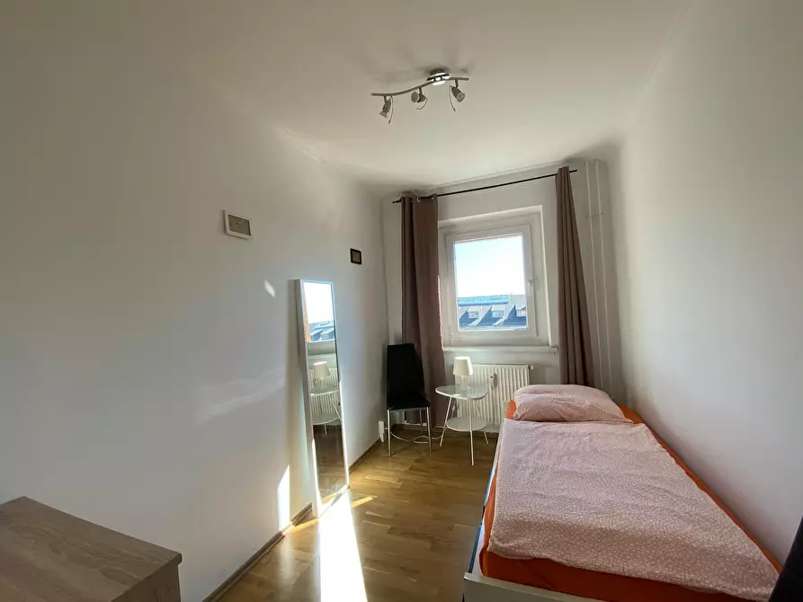 Immagine 6 di Appartamento in affitto  in Stralauer Allee a Berlin Friedrichshain