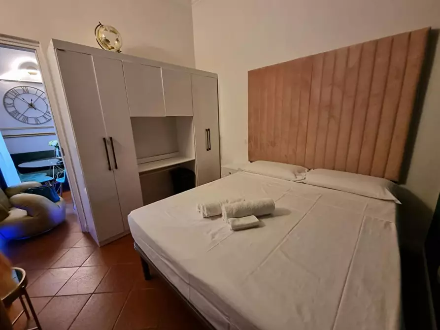 Immagine 8 di Camera in affitto  in Via San Zanobi a Firenze