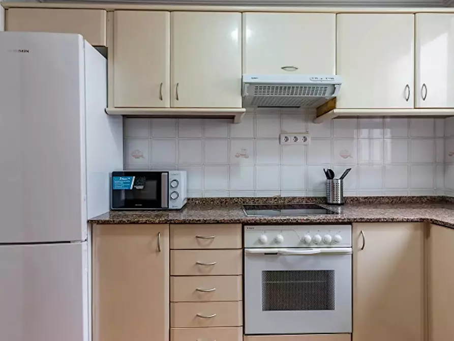 Immagine 8 di Camera in affitto  in Carrer Sant Vicenç de Paül a Valencia