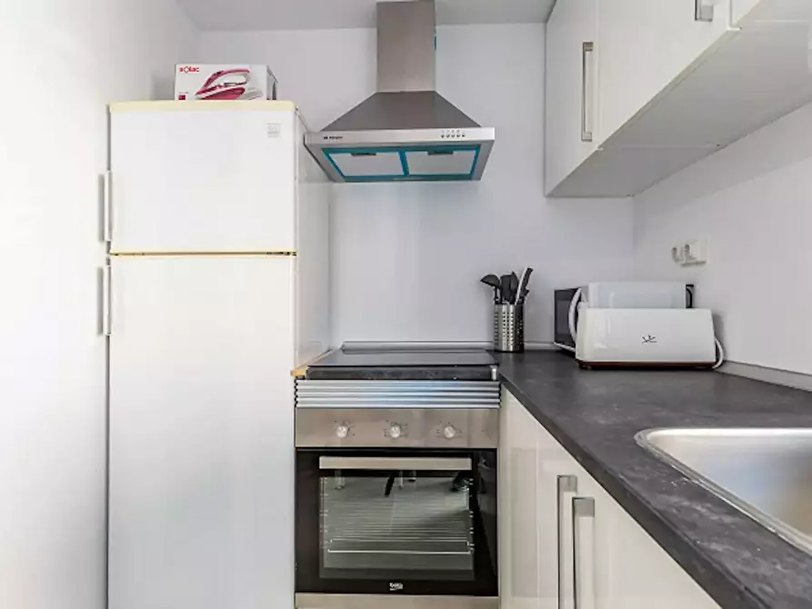 Immagine 4 di Camera in affitto  in Carrer Riu Ebre a Valencia