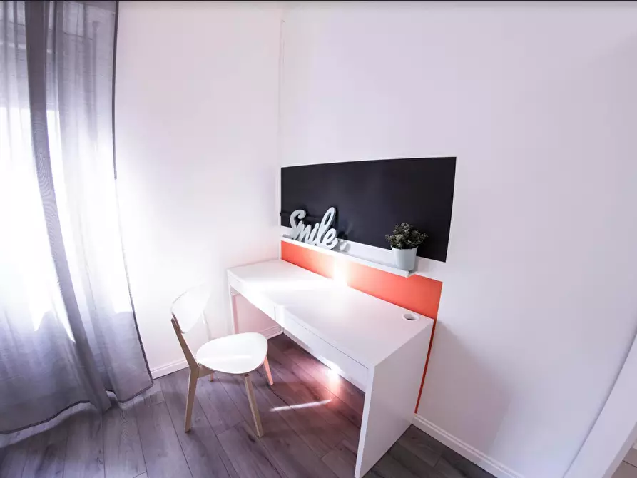 Immagine 8 di Camera in affitto  in Via Circondaria a Firenze