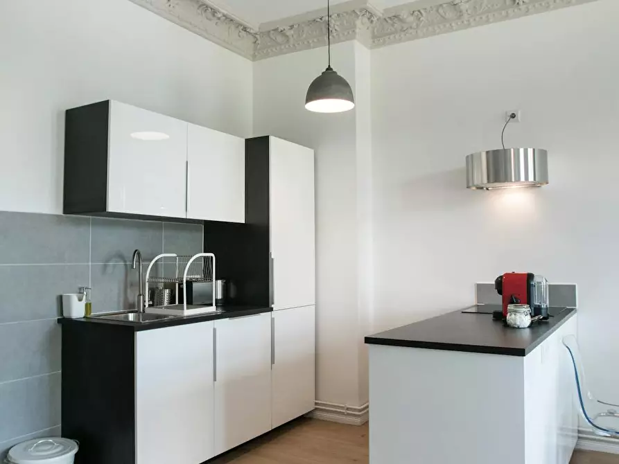 Immagine 3 di Appartamento in affitto  in Grunewaldstraße a Berlin
