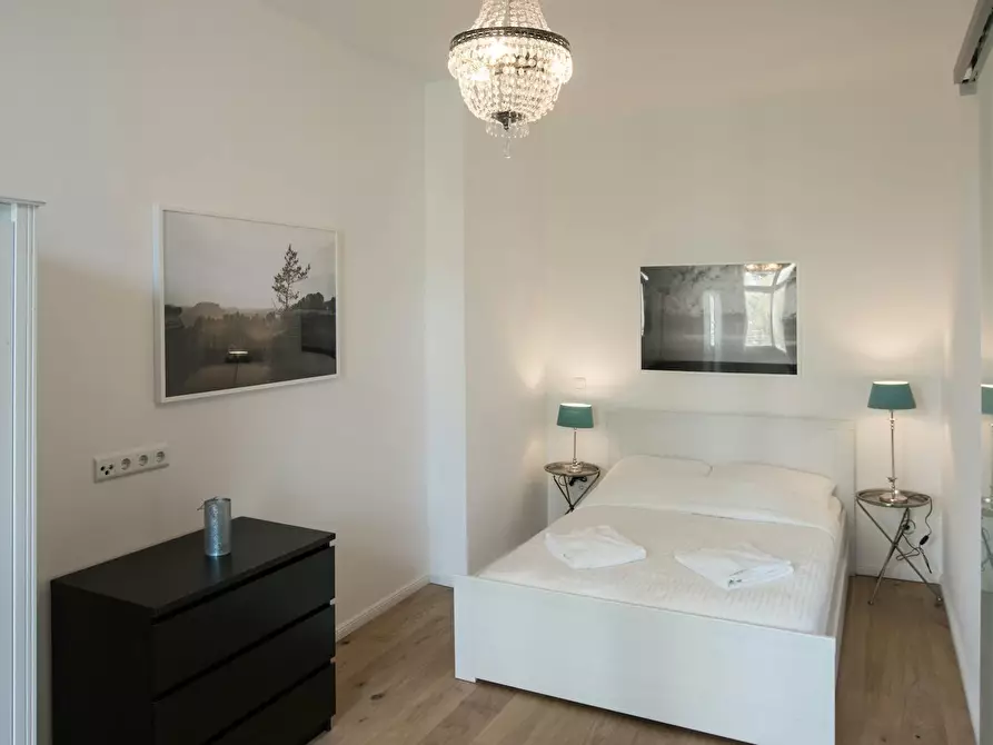 Immagine 8 di Appartamento in affitto  in Grunewaldstraße a Berlin