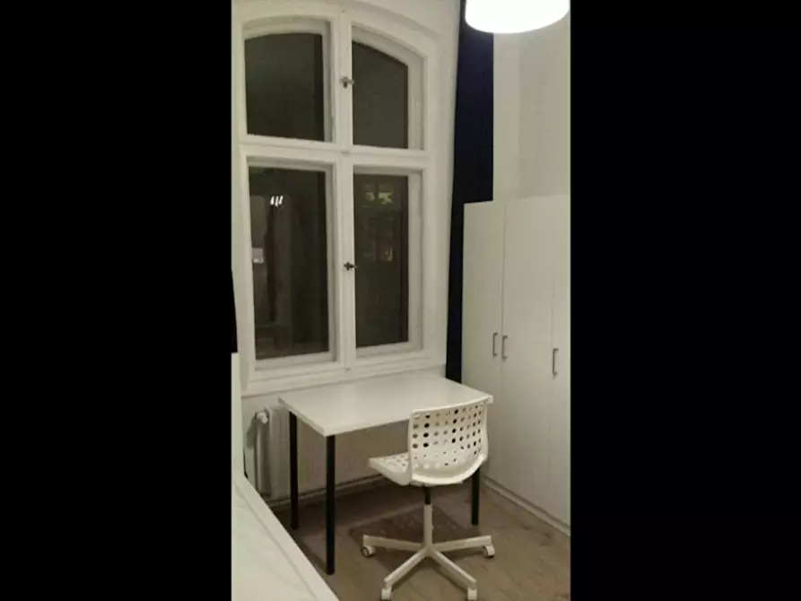 Immagine 3 di Camera in affitto  in Karl-Marx-Straße a Potsdam