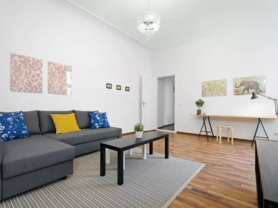 Immagine 1 di Appartamento in affitto  in Glasgower Straße a Berlin