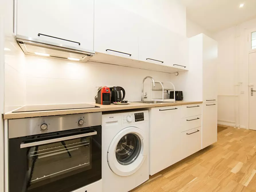 Immagine 9 di Appartamento in affitto  in Glasgower Straße a Berlin