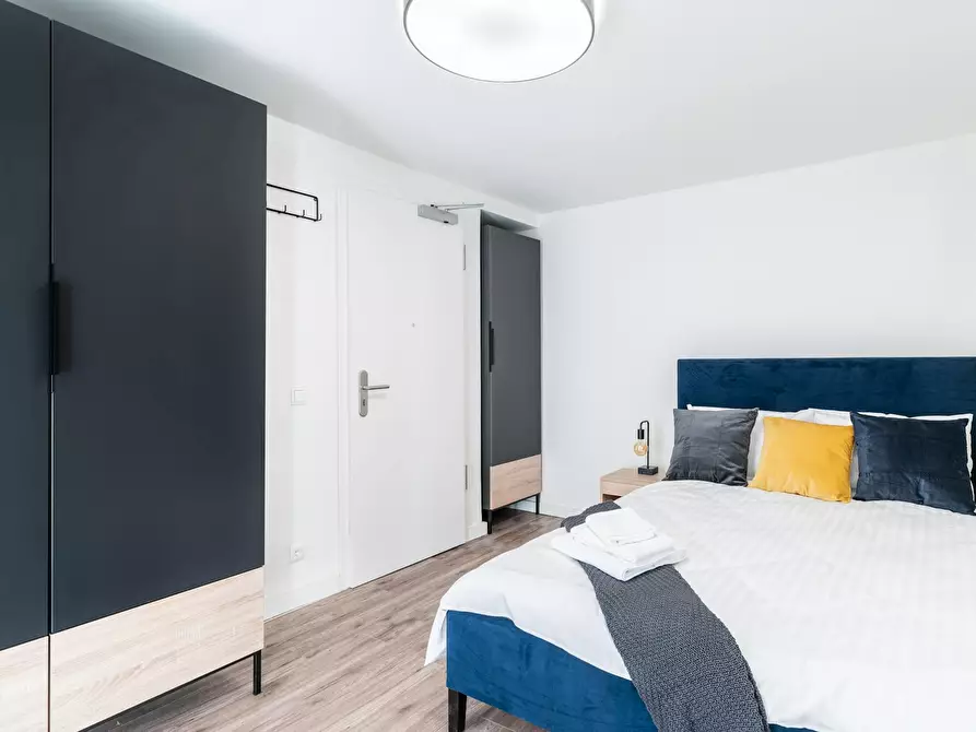 Immagine 2 di Appartamento in affitto  in Kurfürstenstraße a Berlin