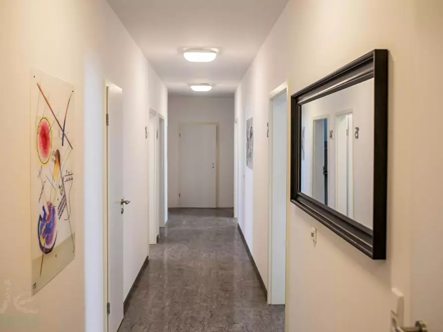 Immagine 10 di Appartamento in affitto  in Taunusstraße a Frankfurt am Main