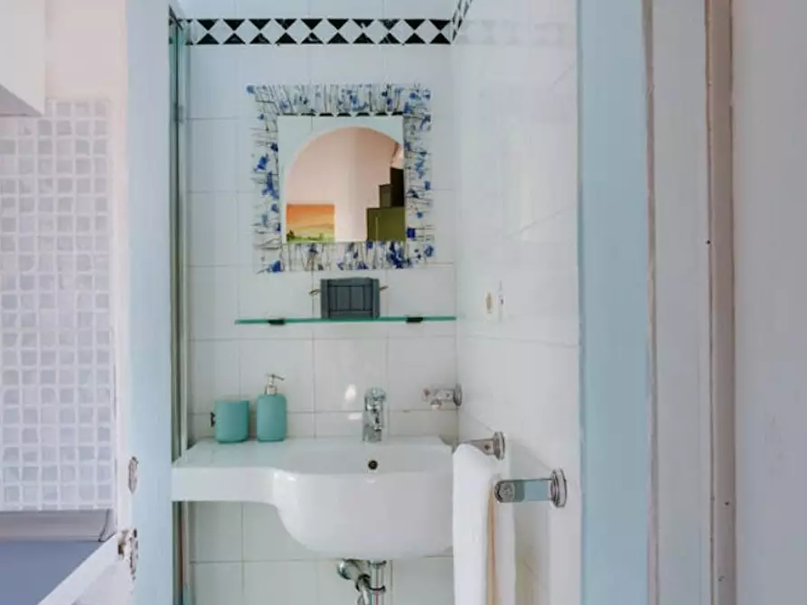 Immagine 10 di Appartamento in affitto  in Via San Giovanni a Firenze