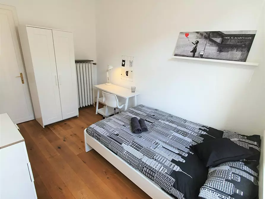 Immagine 2 di Camera in affitto  in Combahnstraße a Bonn