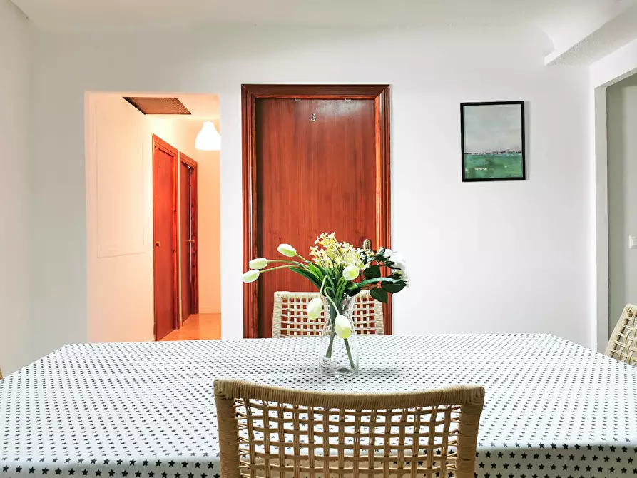 Immagine 7 di Camera in affitto  in Calle de Beatriz de Bobadilla a Madrid