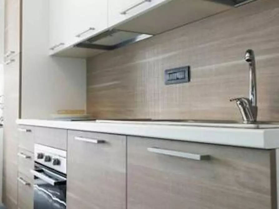 Immagine 3 di Appartamento in affitto  in Via Enrico Cosenz a Milano