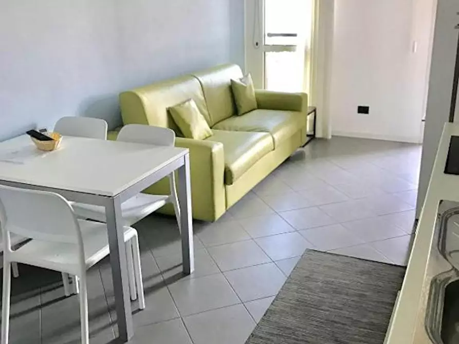 Immagine 1 di Appartamento in affitto  in Via Enrico Cosenz a Milano