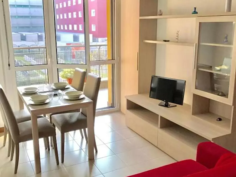 Immagine 1 di Appartamento in affitto  in Via Enrico Cosenz a Milano