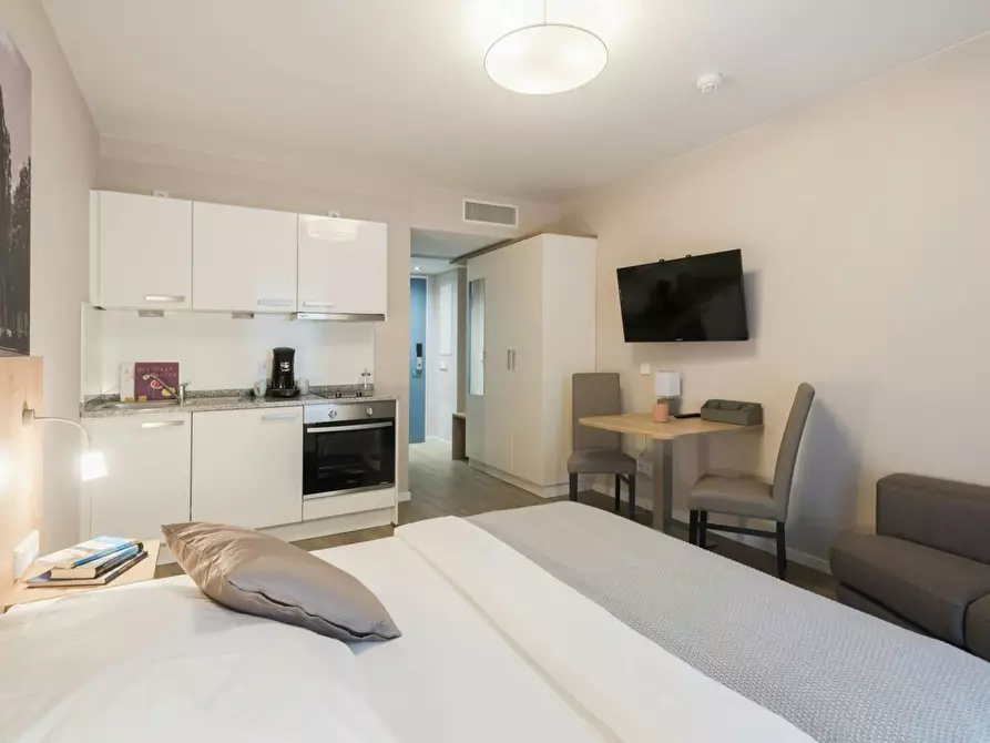 Immagine 8 di Appartamento in affitto  in Ottobrunner Straße a München