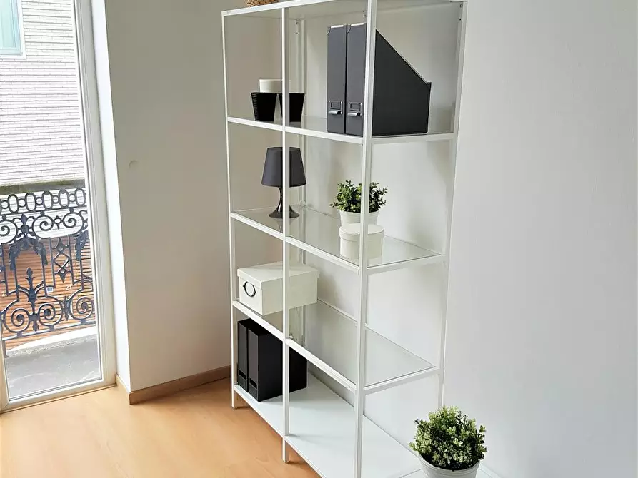 Immagine 9 di Appartamento in affitto  in Rue Lens a Ixelles