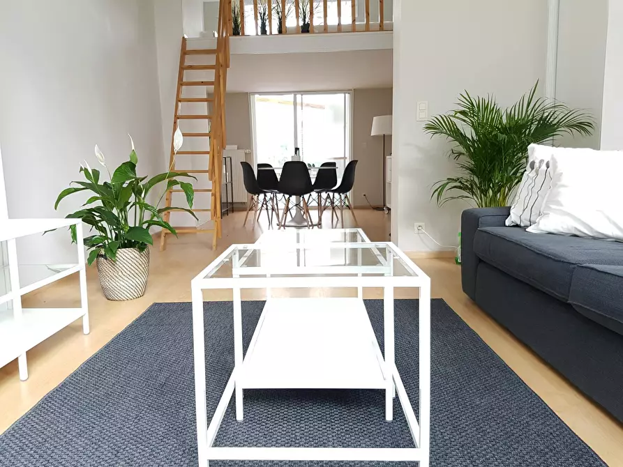 Immagine 1 di Appartamento in affitto  in Rue Lens a Ixelles