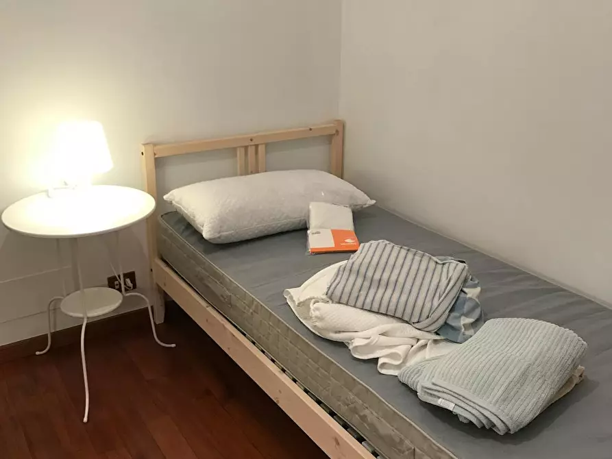 Immagine 1 di Camera in affitto  in Via Luigi Ploner a Roma