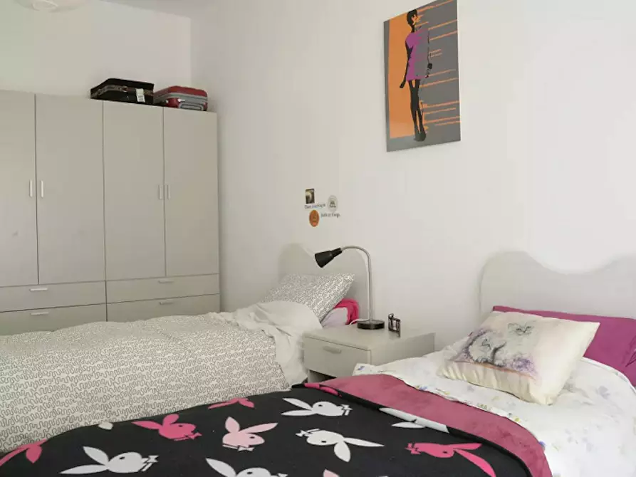 Immagine 3 di Camera condivisa in affitto  in Via Pompeo Cambiasi a Milano