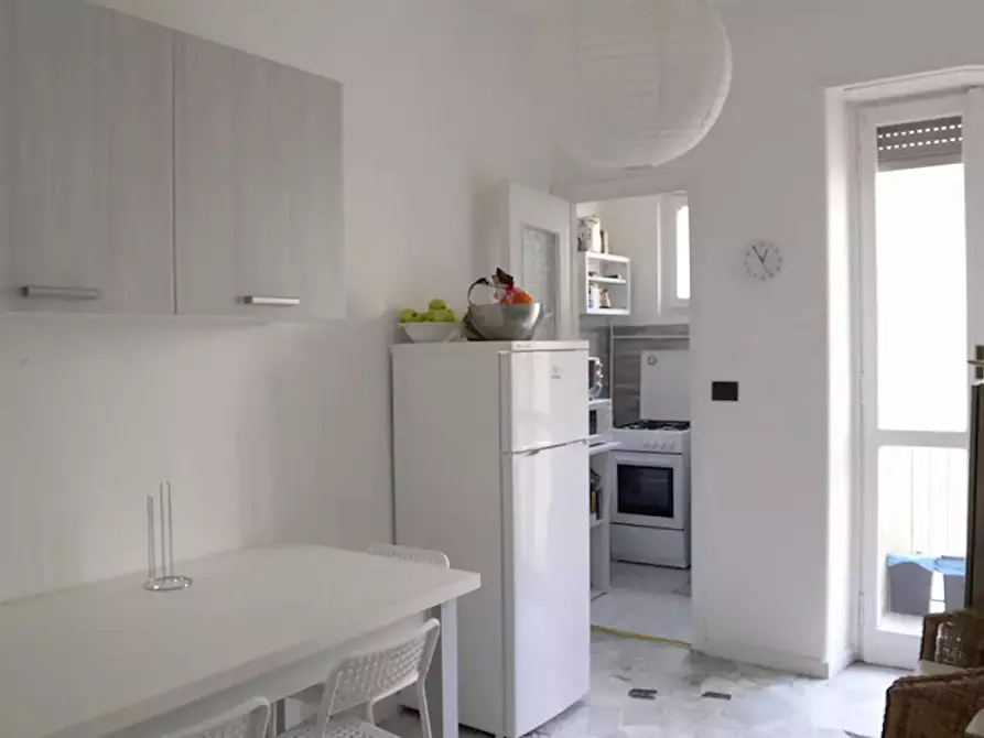 Immagine 6 di Camera condivisa in affitto  in Via Pompeo Cambiasi a Milano