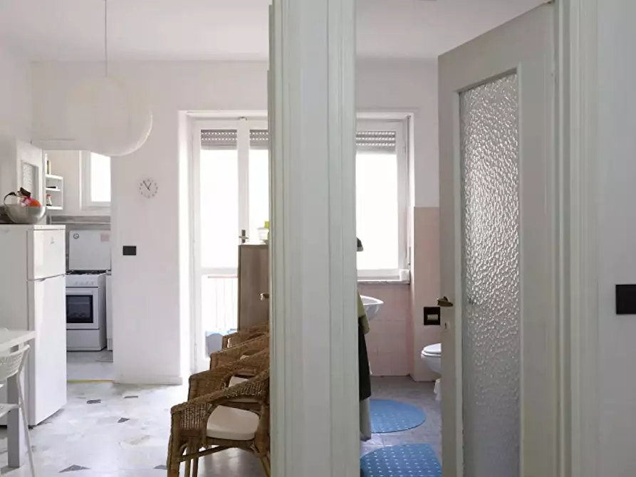 Immagine 5 di Camera condivisa in affitto  in Via Pompeo Cambiasi a Milano