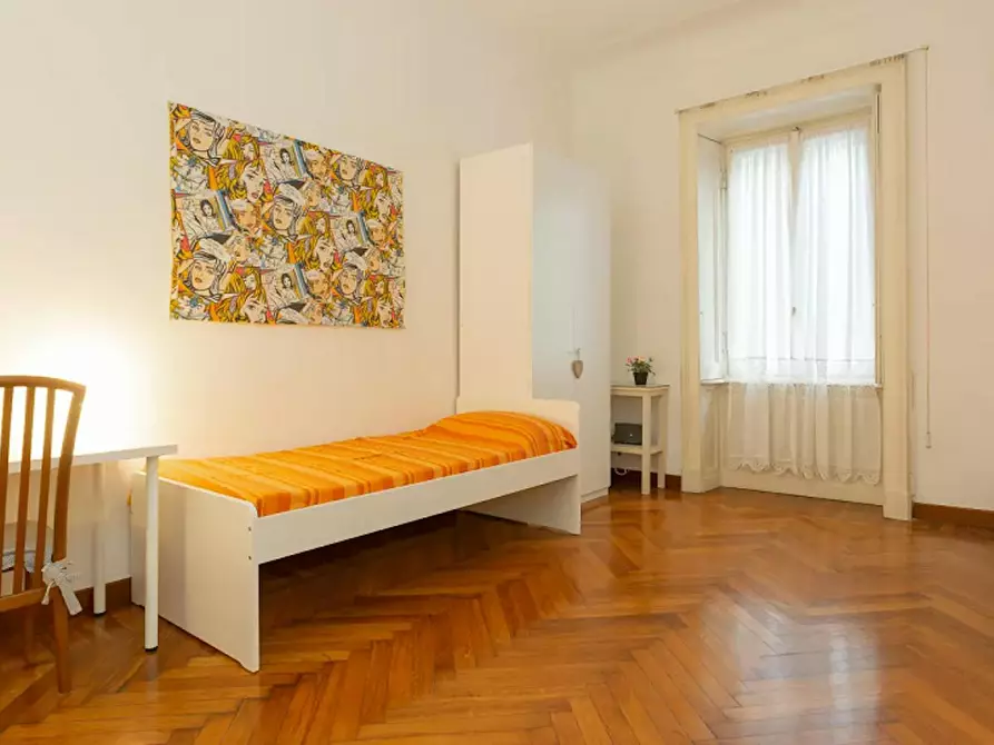 Immagine 1 di Camera condivisa in affitto  in Via Alfredo Catalani a Milano