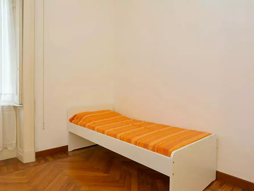 Immagine 6 di Camera condivisa in affitto  in Via Alfredo Catalani a Milano