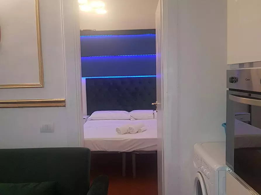 Immagine 4 di Camera in affitto  in Via San Zanobi a Firenze