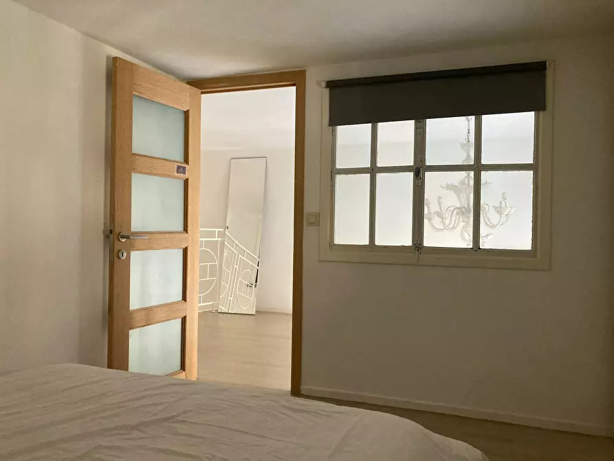 Immagine 4 di Camera in affitto  in Rue du Trône a Ixelles
