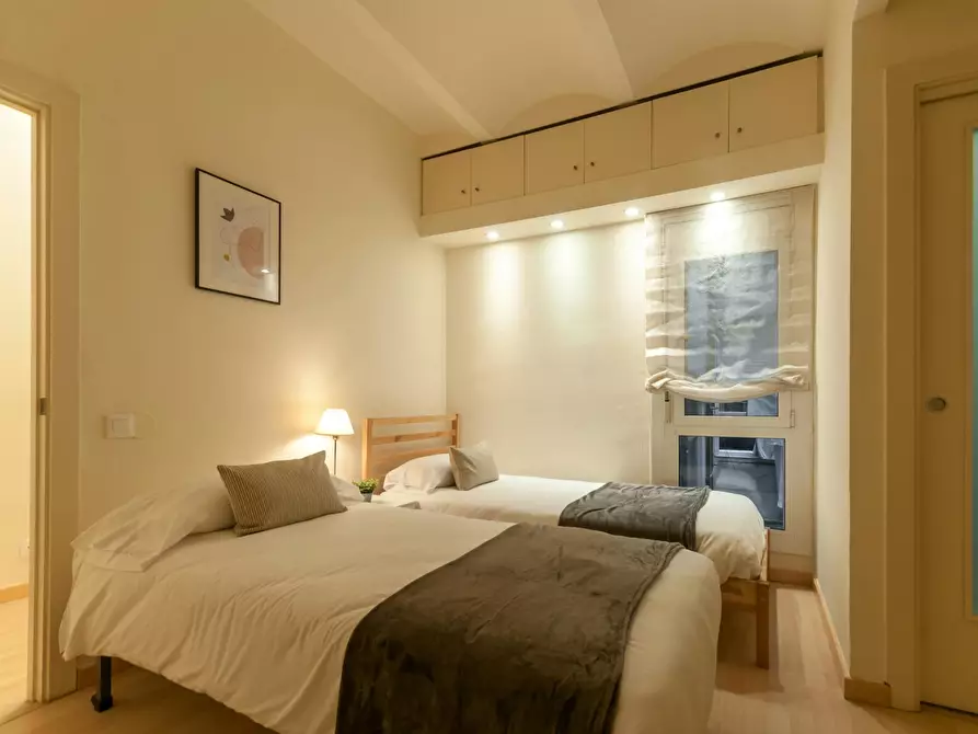 Immagine 6 di Appartamento in affitto  in Carrer de Pau Claris a Barcelona