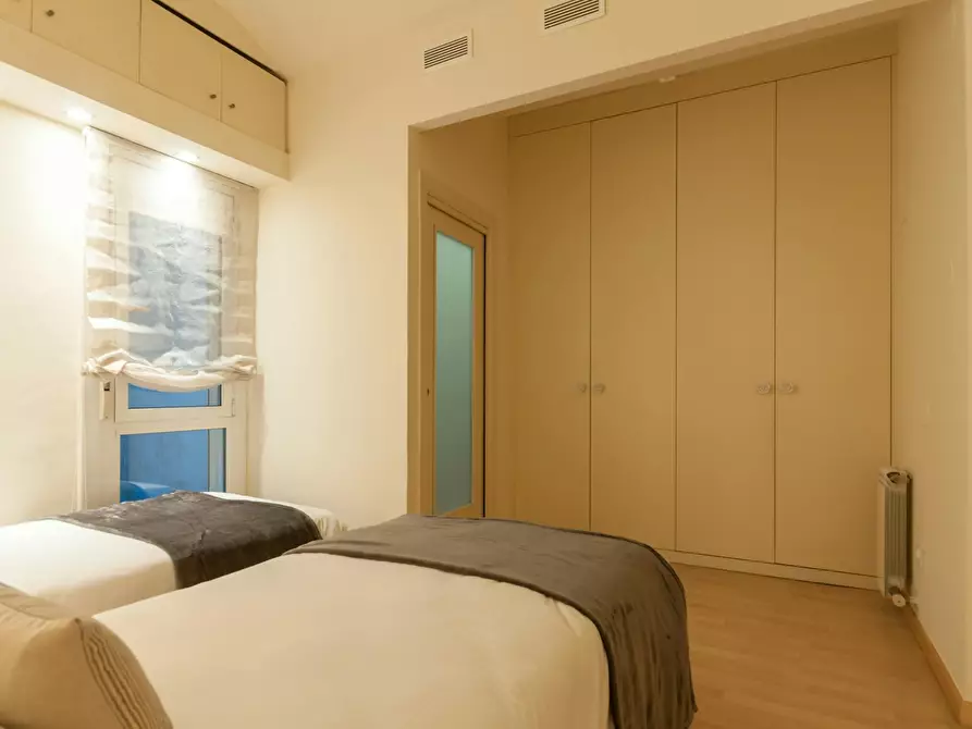 Immagine 3 di Appartamento in affitto  in Carrer de Pau Claris a Barcelona