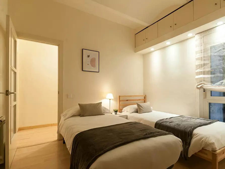 Immagine 5 di Appartamento in affitto  in Carrer de Pau Claris a Barcelona