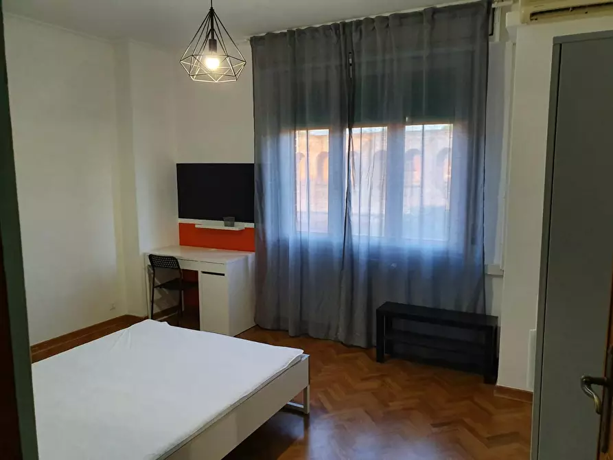 Immagine 1 di Camera in affitto  in Piazza Giuseppe Toniolo a Pisa