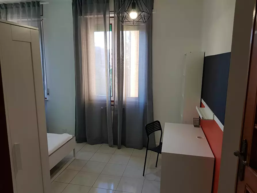 Immagine 2 di Camera in affitto  in Piazza Giuseppe Toniolo a Pisa